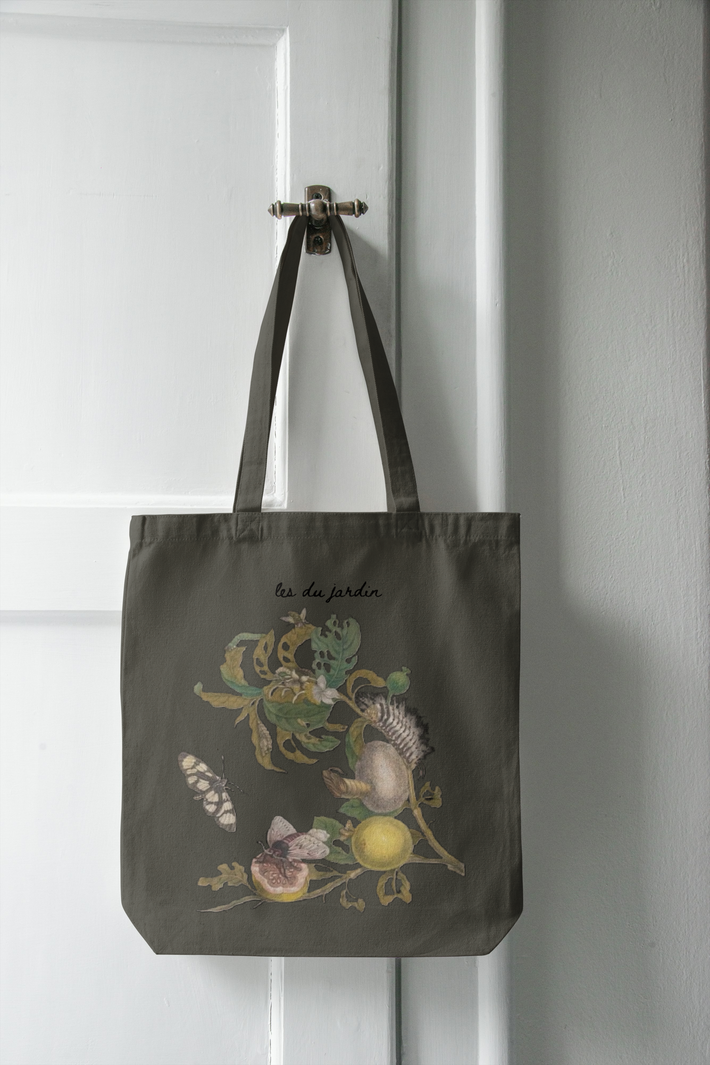 MOODY BOUNTY TOTE